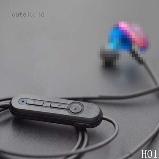 a small electronic device sitting on a table.