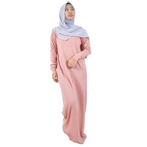 this is a long dress that is made of silk.