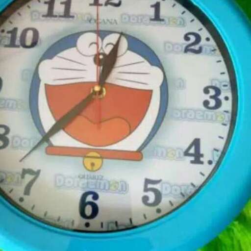 this clock is so cute.