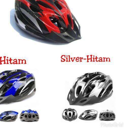 helmets for the bride and groom