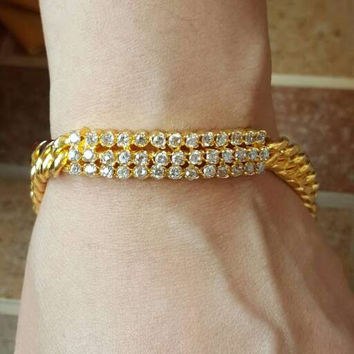 bracelets with a yellow gold band