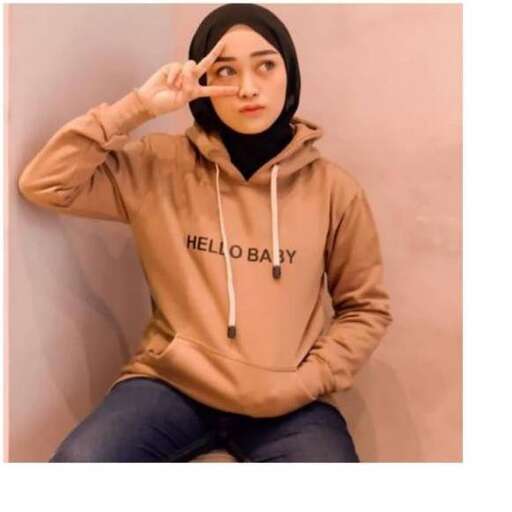 i'm a girl in a hoodie