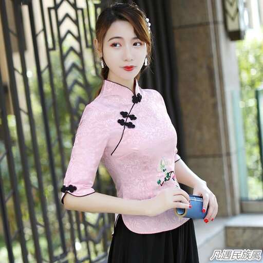 girl in pink with black bow