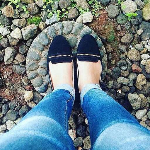 i'm wearing my new shoes.