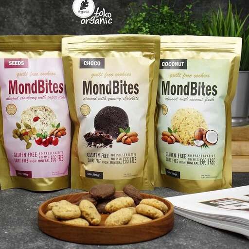 a bowl of cookies and a bowl of cookies.