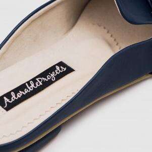 a shoe for a girl