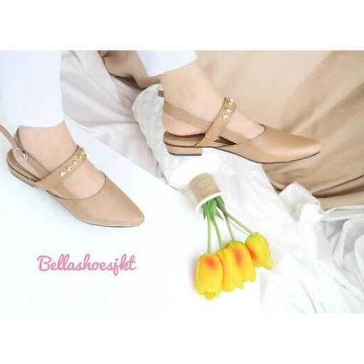 shoes for the bride : )