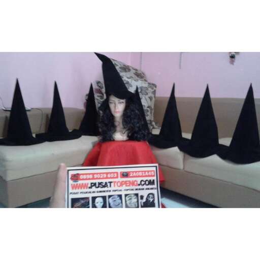 a girl in a halloween costume