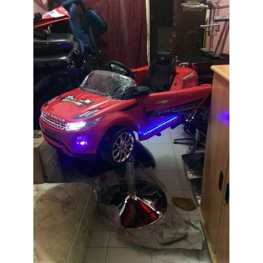the car in the shop