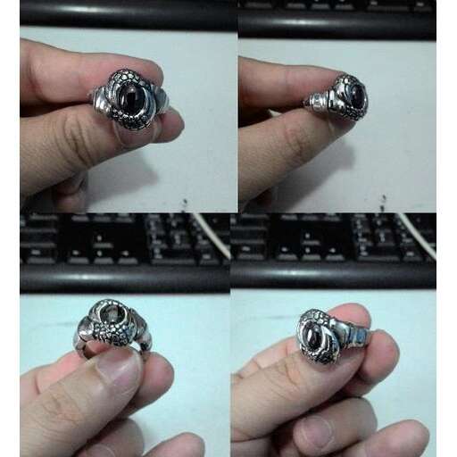 a ring with a ring on it is shown.