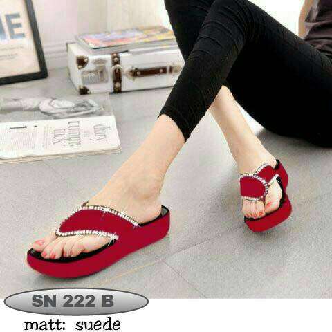 women's sandals with a little bit of red