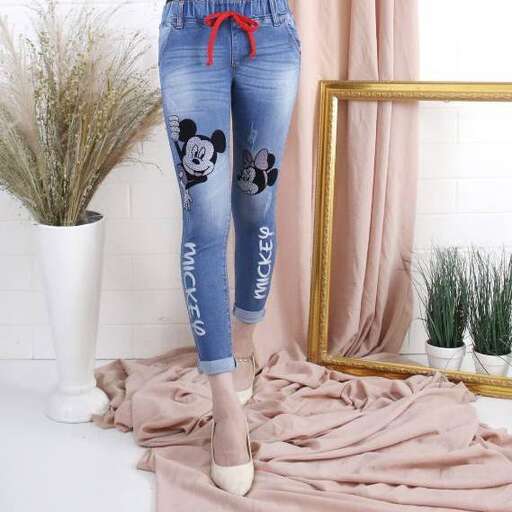 i'm not sure if i'm going to wear these jeans.