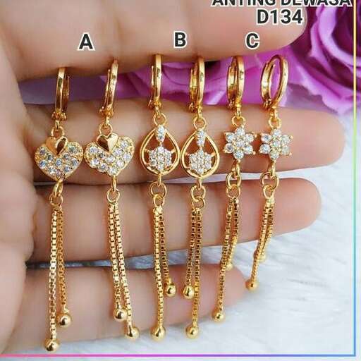 gold earrings for the bride