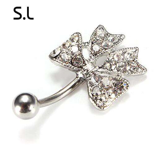 a diamond brooch with a pearl and diamonds.