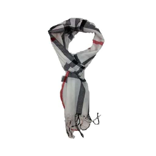 garment - - i'm not sure if this is a scarf or scarf.