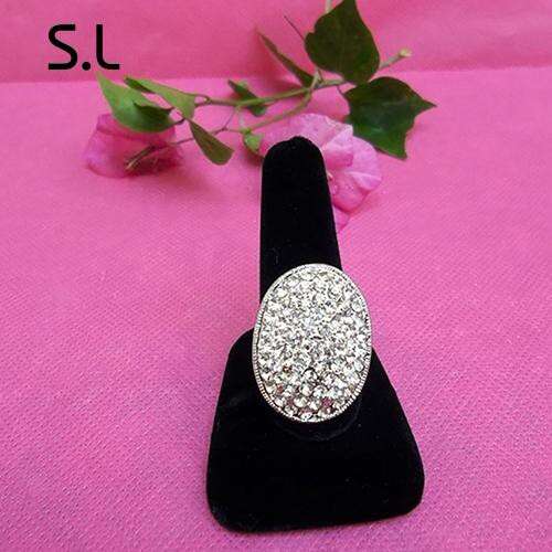 diamond ring in black diamond