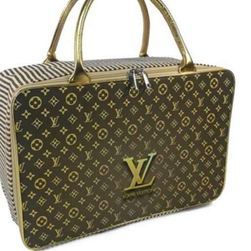 i'm in love with this bag!