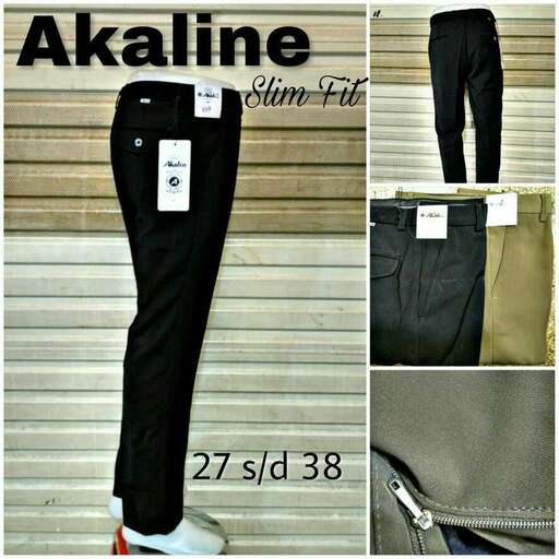 i love the black pants with the white stripe.
