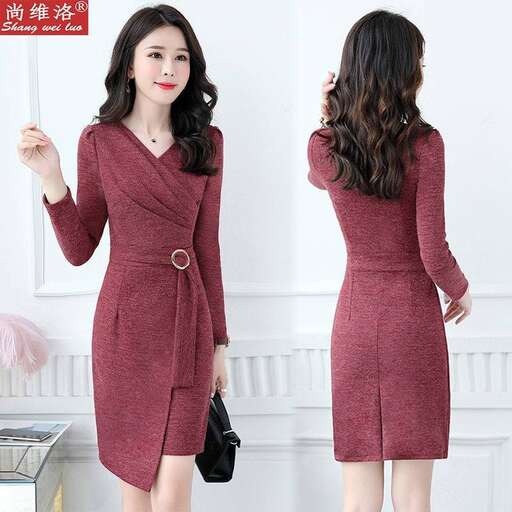 long sleeved dress in the long sleeved long sleeved dress