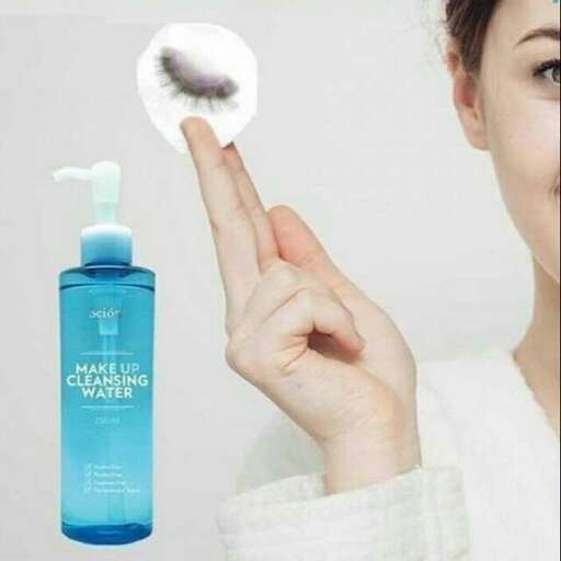 a white feather on the finger