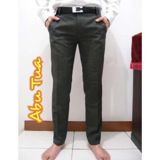 a pair of men's jeans with a white sweater.