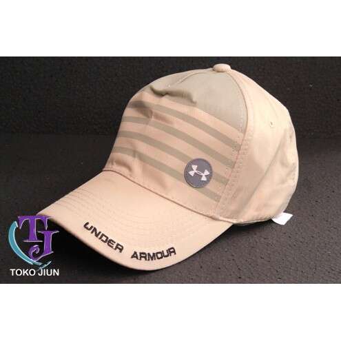 baseball cap in brown and green