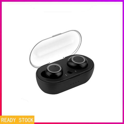 a clear plastic case with a clear plastic opening for the lid.