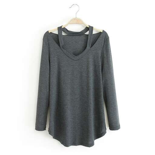 a gray sweater with a long sleeve