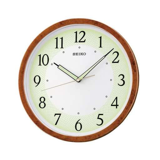 a clock showing the time of 12 : 30