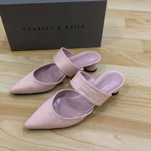 these shoes are so cute!