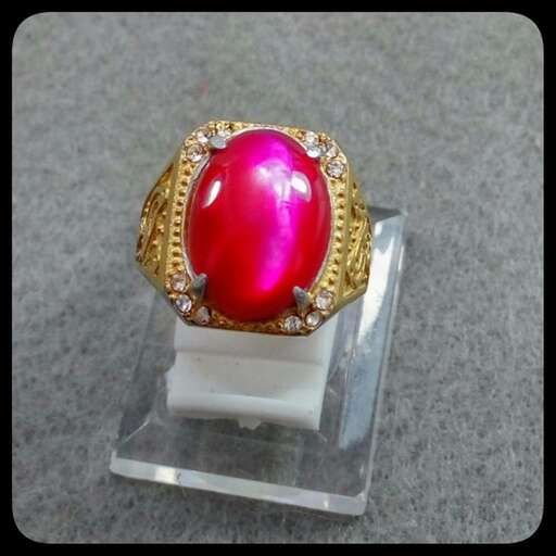 a ring of person, ca.