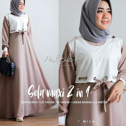 a woman in a traditional dress