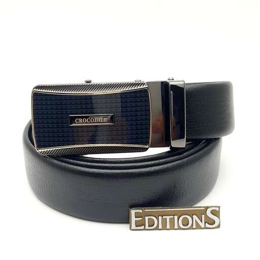 belt in black and blue