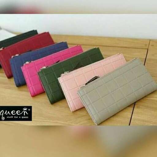 a wallet with a different color