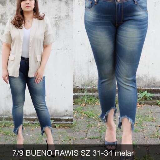 jeans - - i'm not sure if i'm wearing them, but i'm not sure what they are.