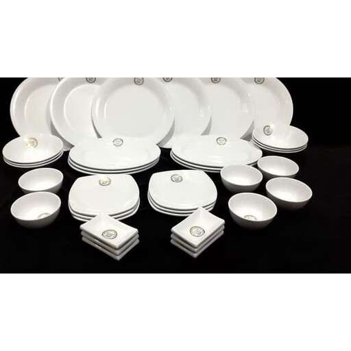 set of bowls with lids and lids for each serving tray