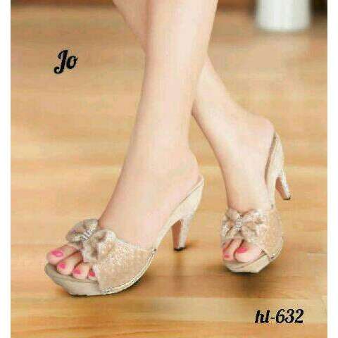 the shoes are so cute!