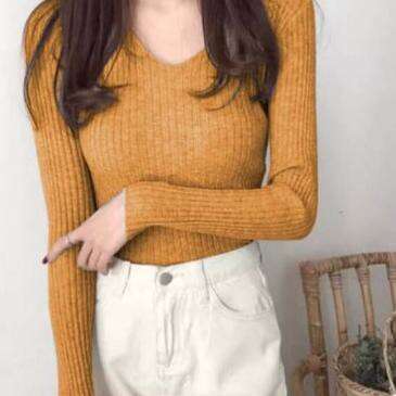 i love the look of this sweater.