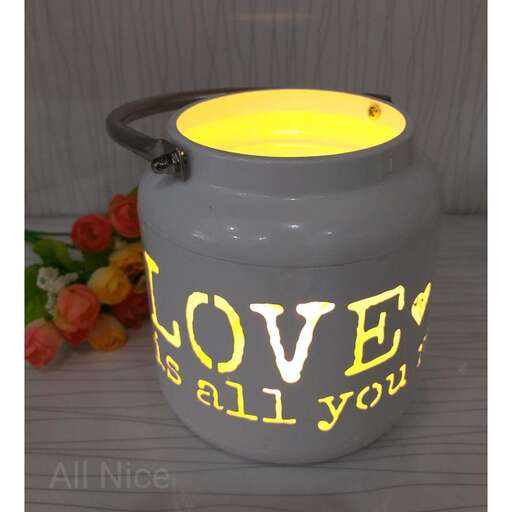 a ceramic vase with a yellow center and a yellow center.