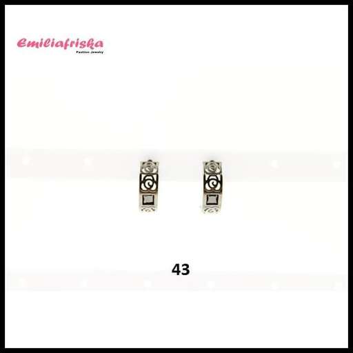 a pair of 18k gold earrings