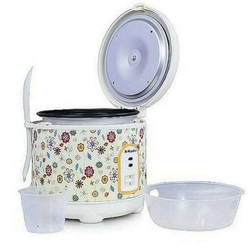 a small tin can with a lid and a lid on it.