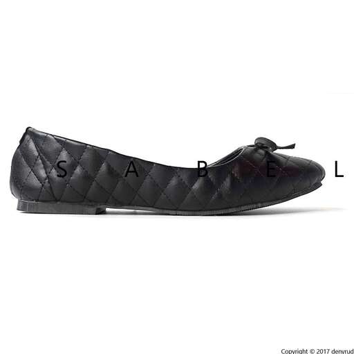 shoes that are made of leather