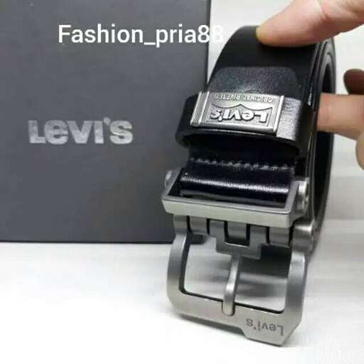 the watch is made from recycled plastic and is now available in black and silver.