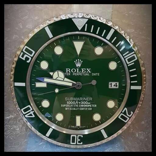 a clock that is made with a number of numbers.