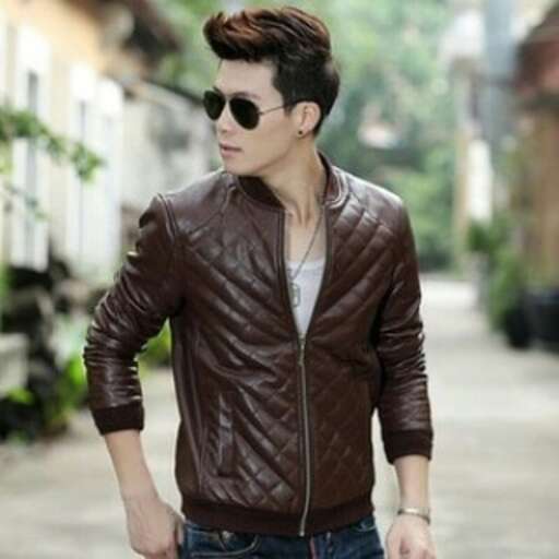 i'm in love with this leather jacket.