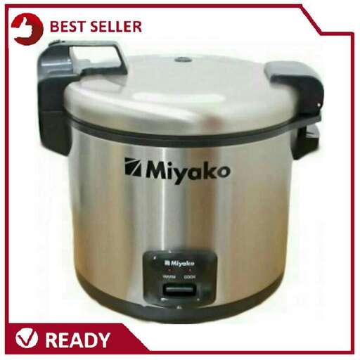 a pot of food with a lid on it.