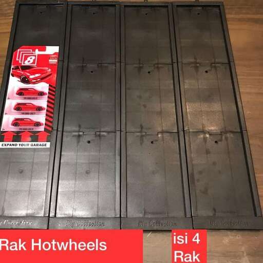 the metal panels are made from reclaimed wood.