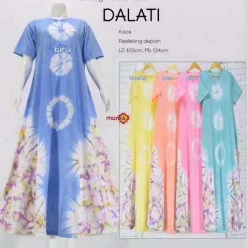 a dress made of silk and cotton.