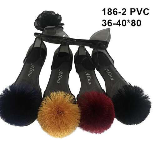 black and red pom pom pom pom pom pom pom pom pom pom pom in black and red