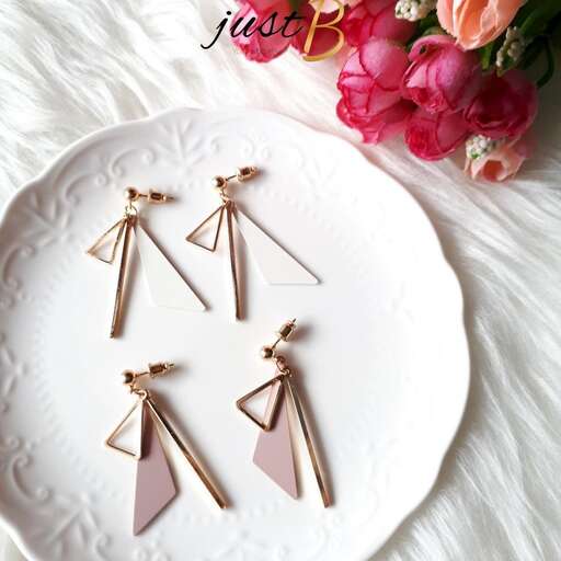 earrings in sterling silver with pink glass